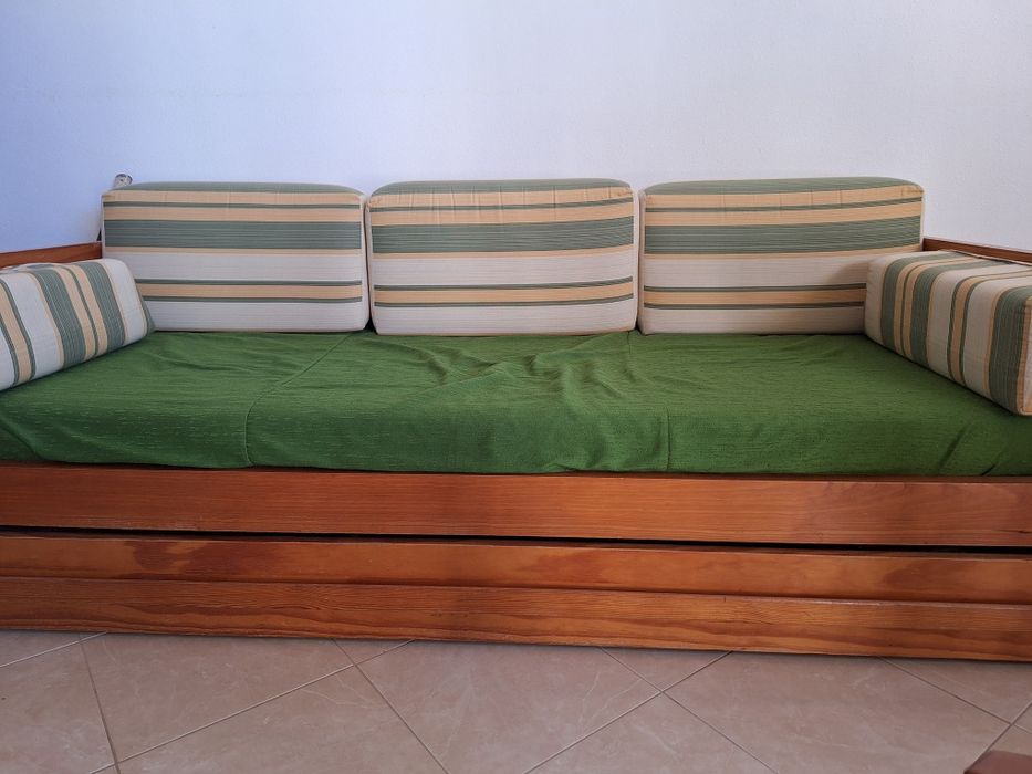 Gavetão, possibilidade de sofa e 2 camas.
