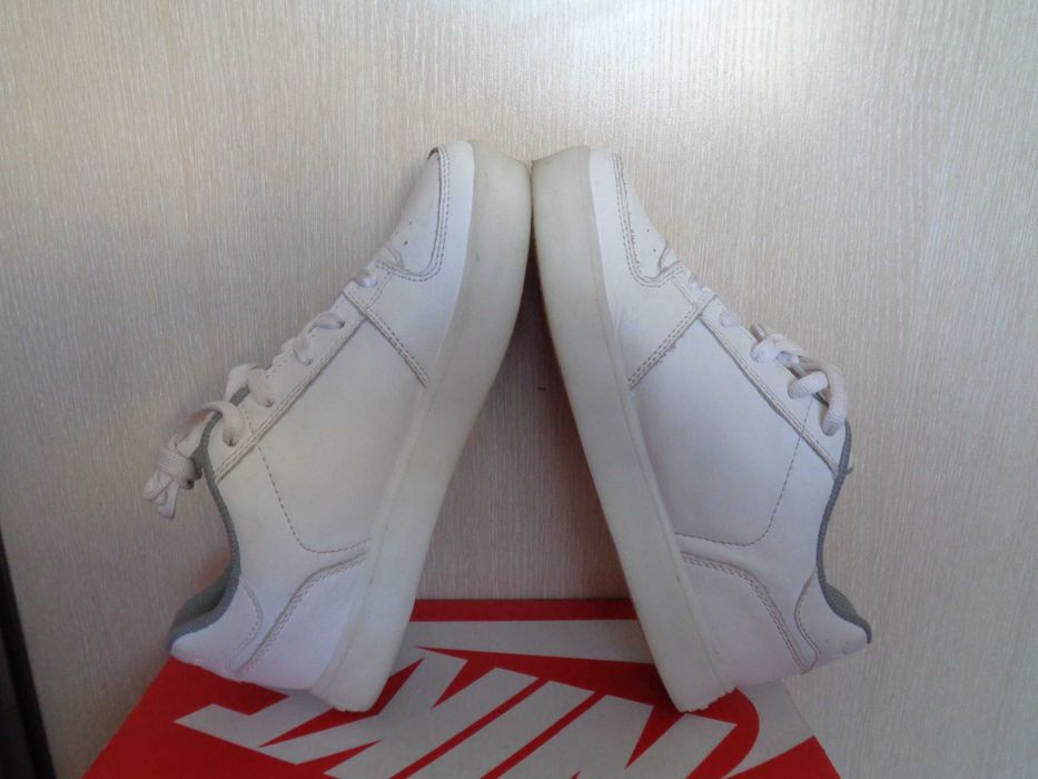 SKECHERS damskie 37.