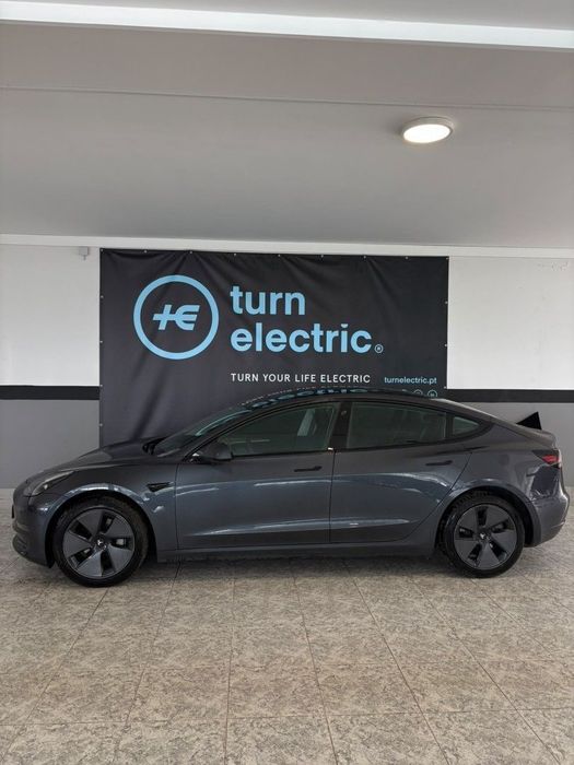 Tesla Model 3 Long Range AWD Dual Motor
