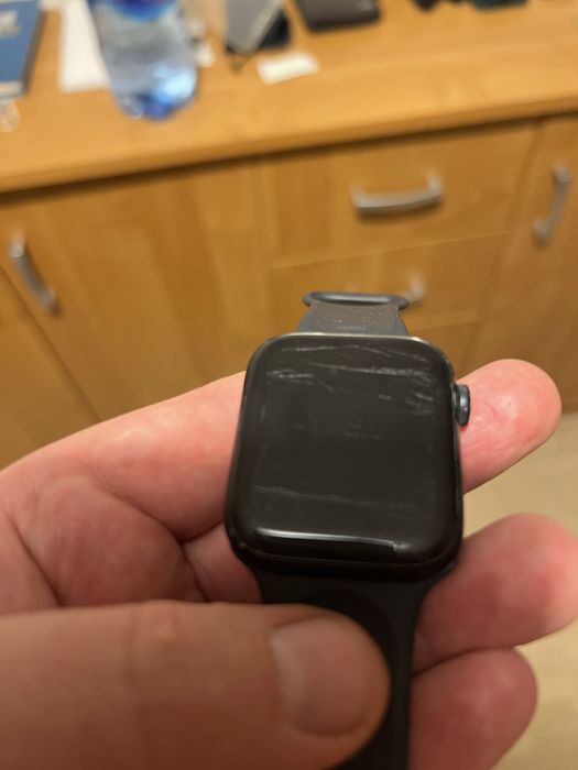 Apple watch se 44 mm