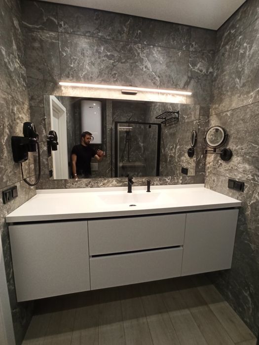 Столешня (стільниця, столешница) зі штучного каменю на замовлення