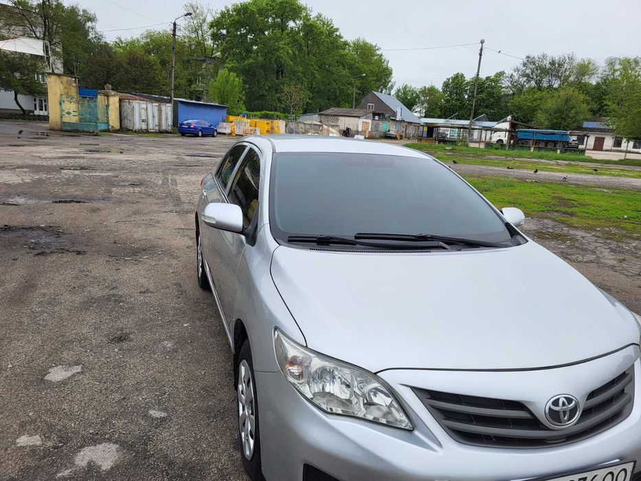 Продаж Toyota Corolla