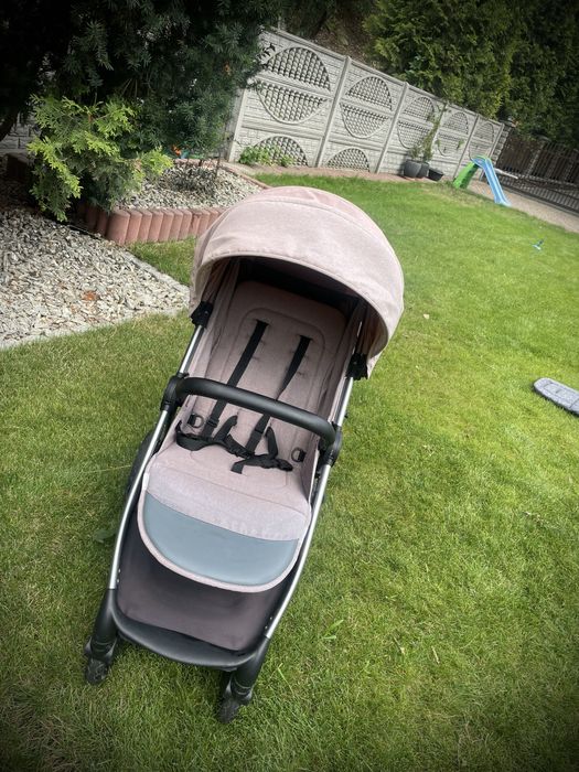 Wózek specerowy firmy Baby Desing Wave Pink