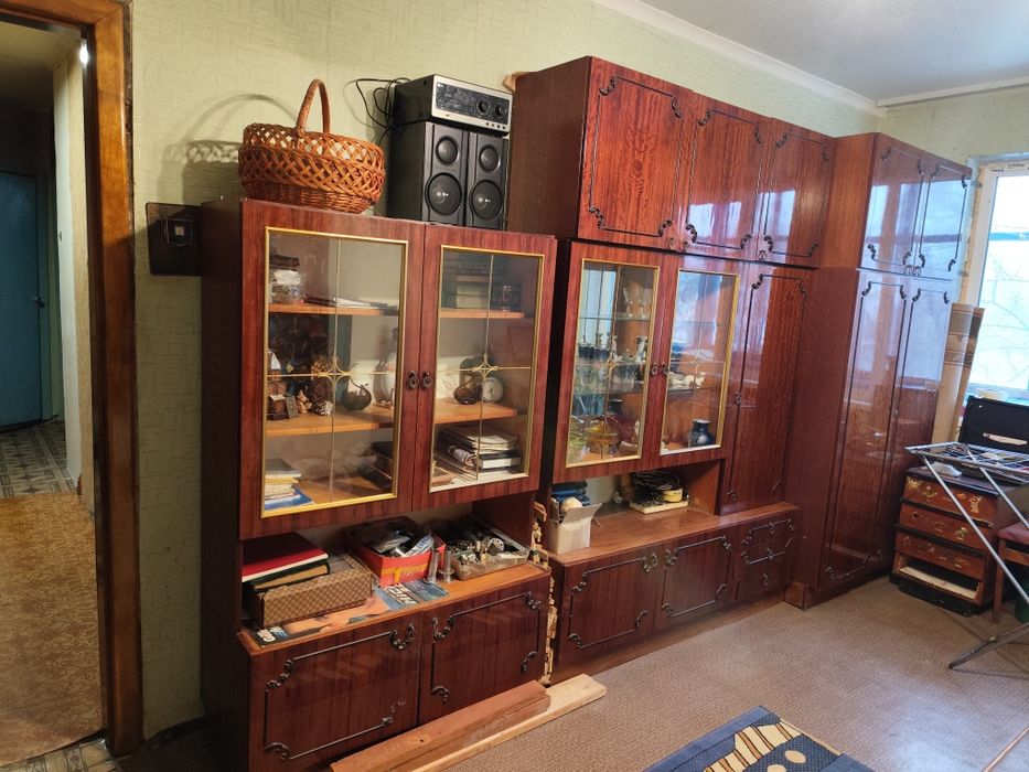Продам стінку  б/в