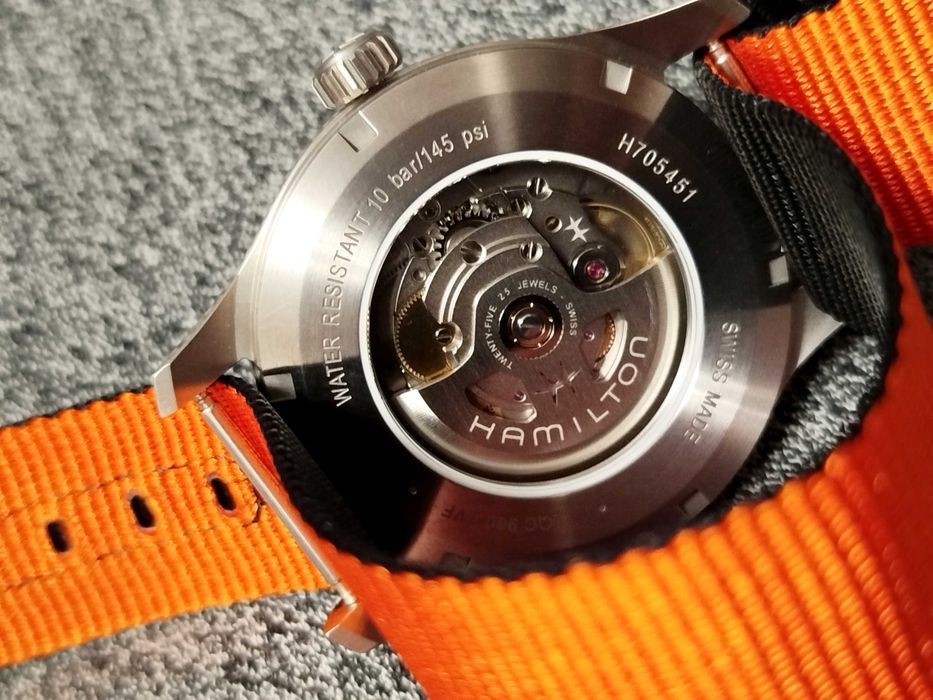 б.в. титановий Khaki Field Hamilton H70545550 Swiss made механіка годинник