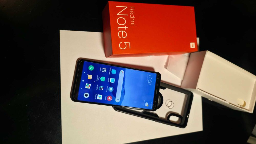 Xiaomi Redmi Note 5 4 GB / 64 GB