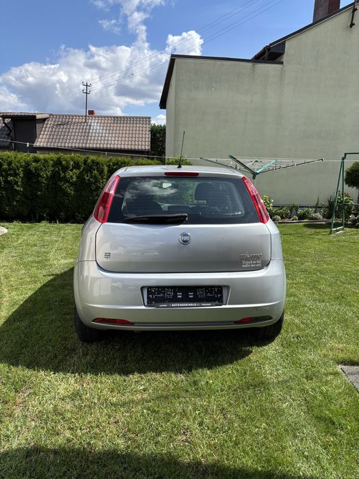 Fiat Grande Punto 1.4 95KM skrzynia 6 dobrze wypocazony sprowadzony bez rdzy