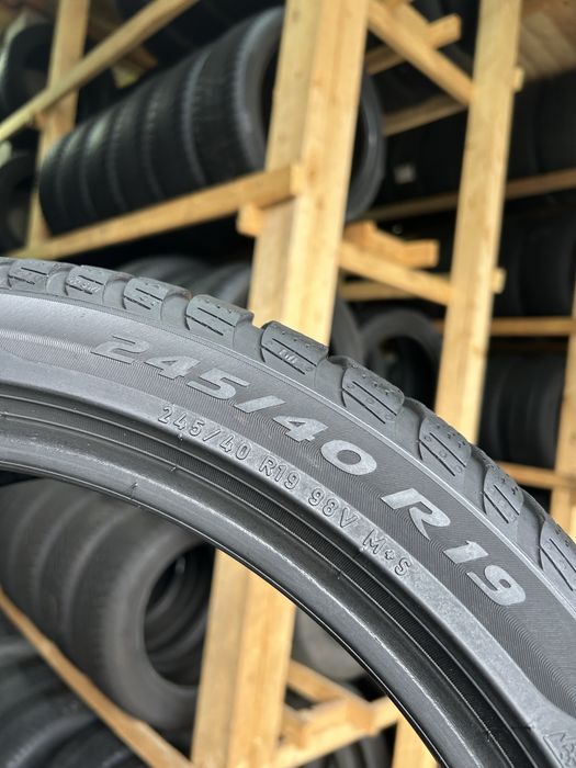 275/35/19, 245/40/19 Pirelli SottoZero3, 2023-2025рік