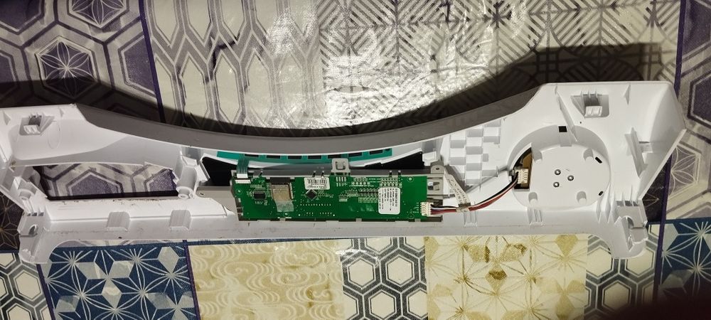 Painel frontal da máquina de lavar