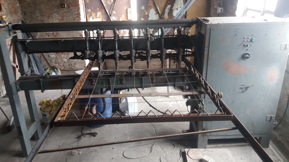 Zgrzewarka wielopunktowa do mat zbrojeniowych