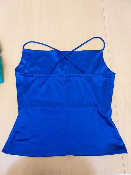 Niebieska bluzka - taliowany top Indygo Kobalt