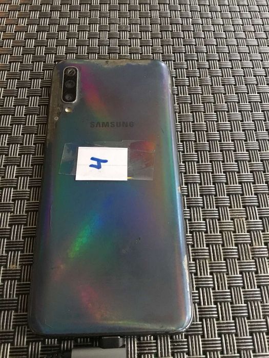 Телефони Samsung S на відновлення.