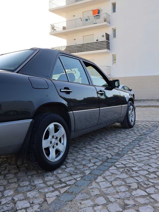 Mercedes e200 Kms-275.000kms Ano 1992