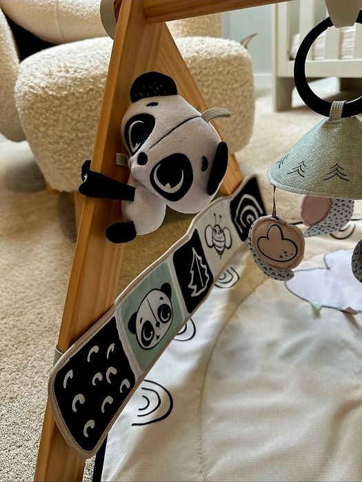stojak gimnastyczny + mata Tiny Love zwierzaki - panda