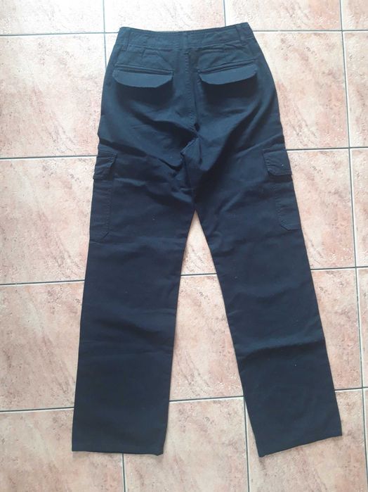 Czarne spodnie cargo Zara rozm 34