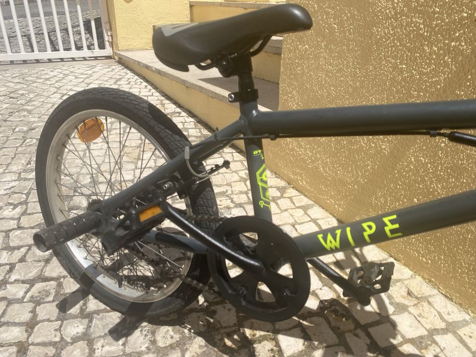 Bicicleta BMX WIPE
