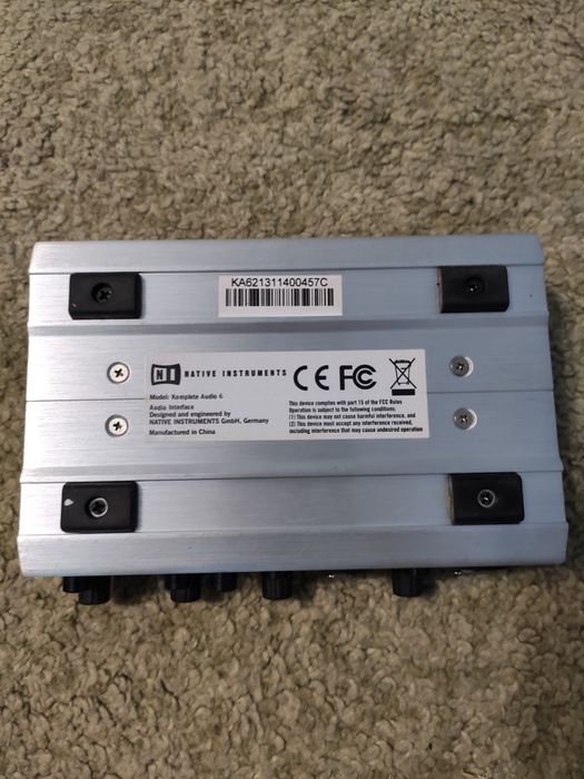 Komplete Audio 6 MK1