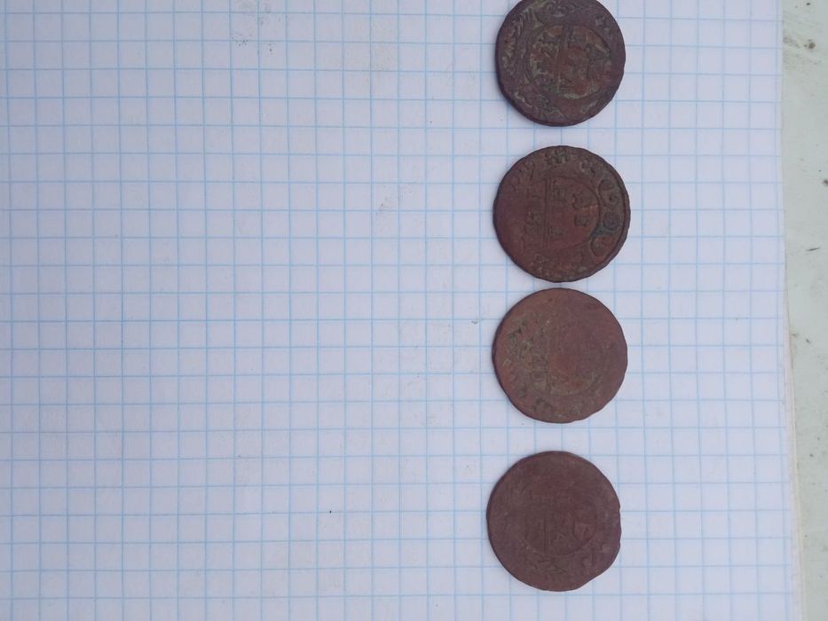 Деньга         .