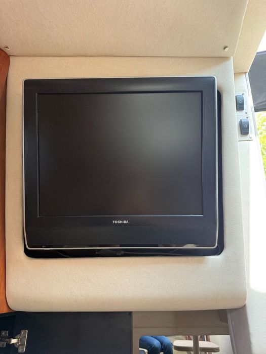 Sea Ray Sundancer 335