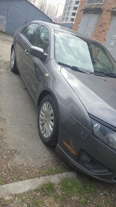 Ford fusion hybrid 2.5