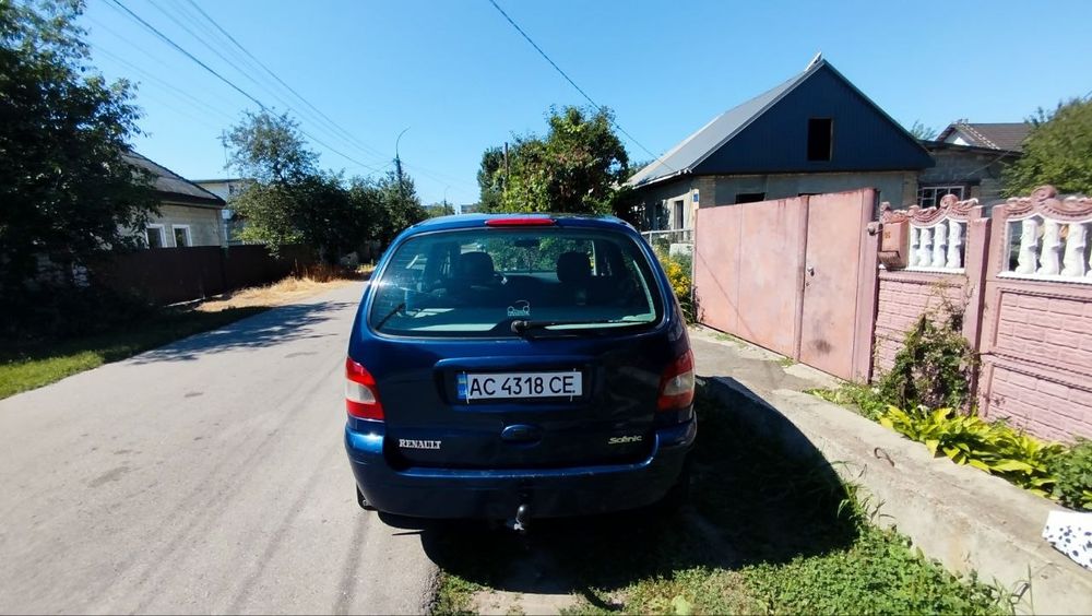 Продам машину Reno Scenic