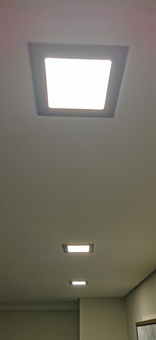 Conjunto de 28 Focos Led com Fonte de Alimentação de Embutir