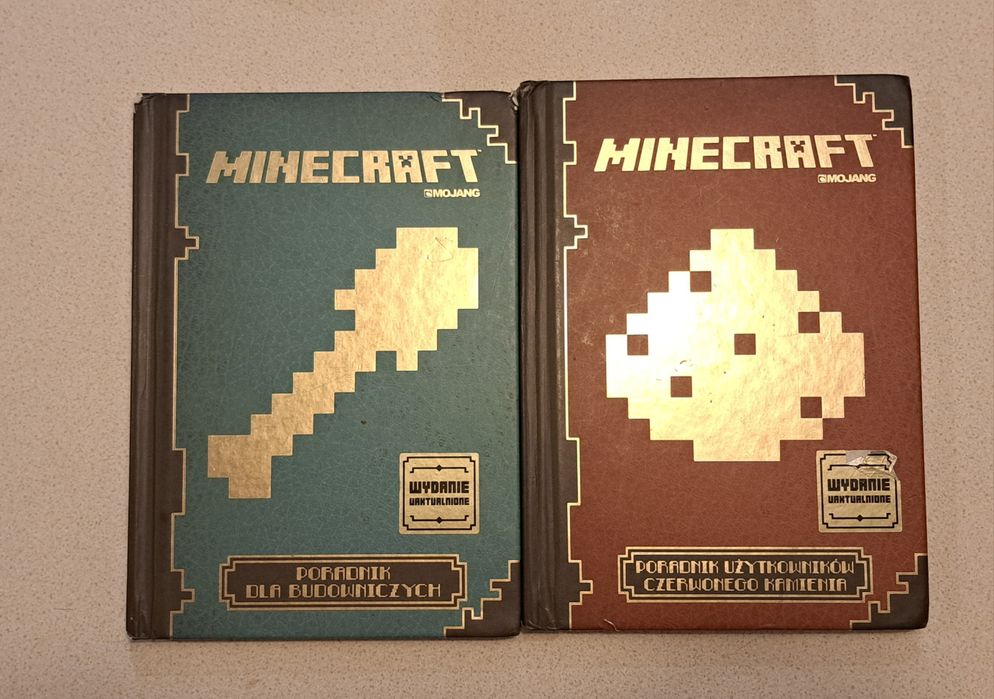 Witam mam do sprzedania 2 książki minecraft.