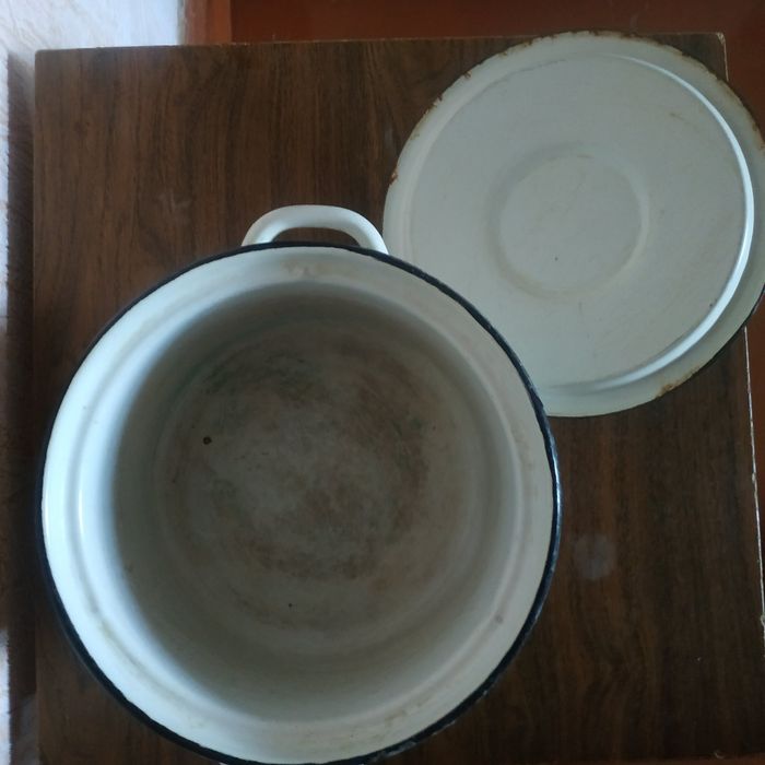 Контейнер пищевой.Кастрюля 2.5 л.Ведра оцинкованные