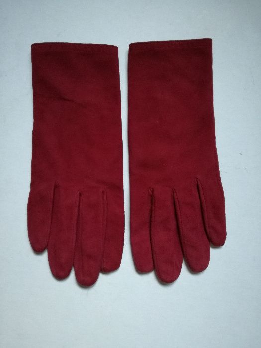 WITTCHEN rekawiczki skorzane damskie czerwone zamszowe roz. S nowe