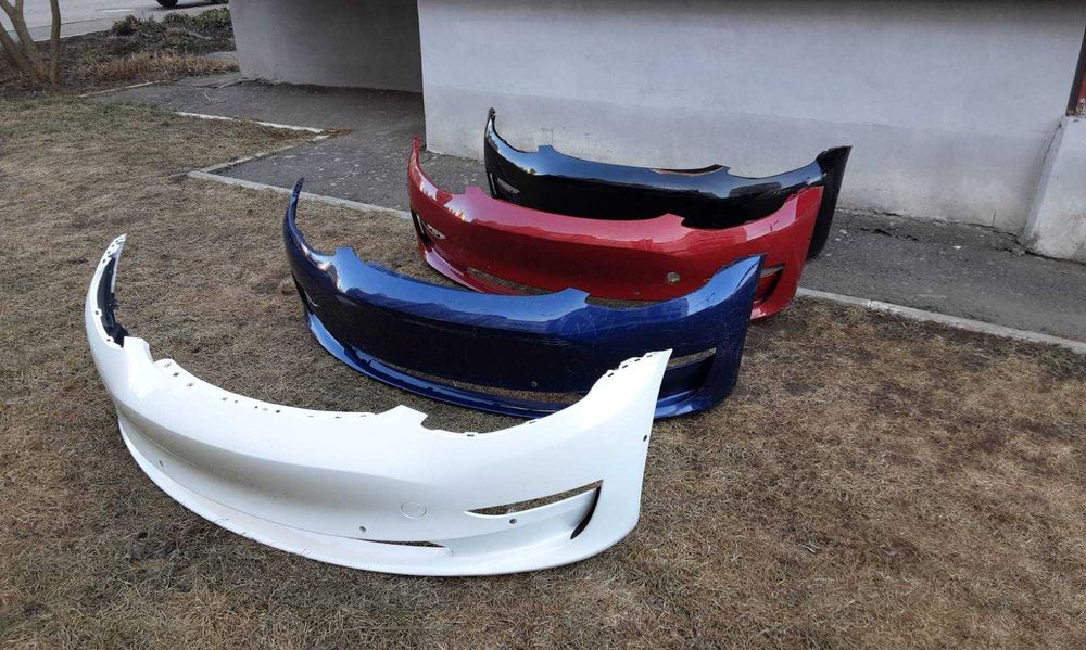 Tesla Тесла model 3 бампер передній оригінальний