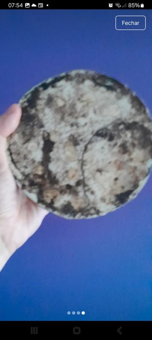 Cinzeiro redondo de caveiras