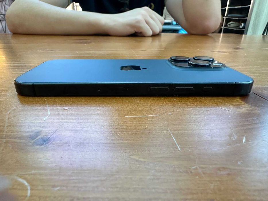 Iphone 15 pro 256gb