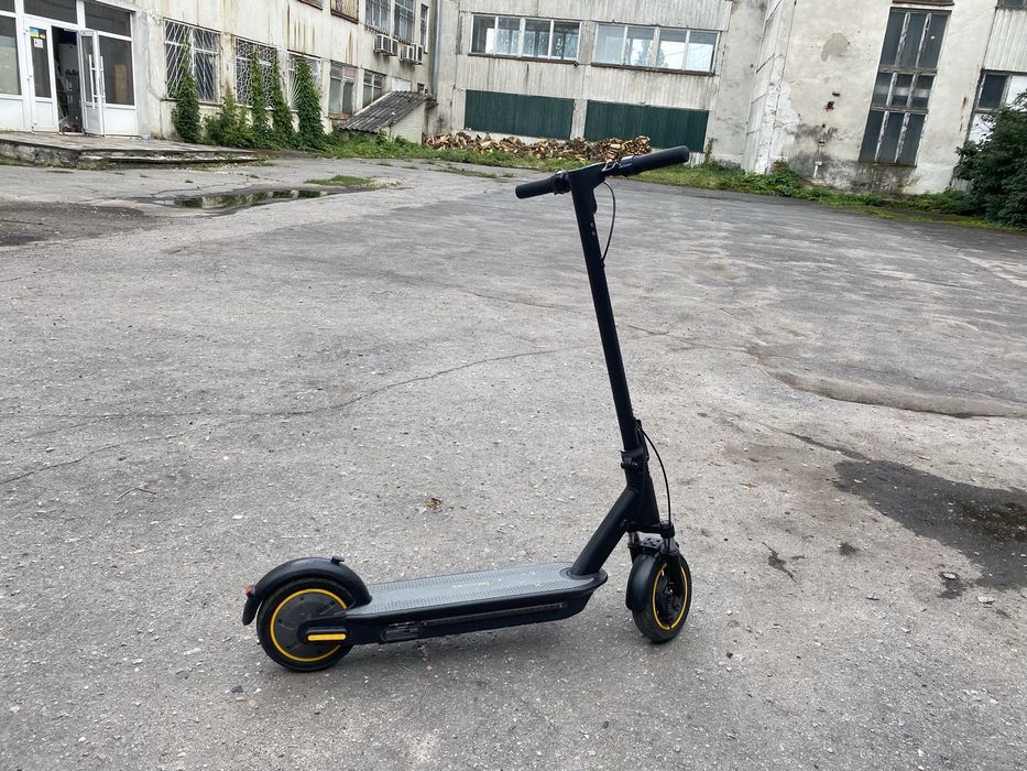 Електросамокат Ninibot G30 MAX Ultra 18Ah 600w