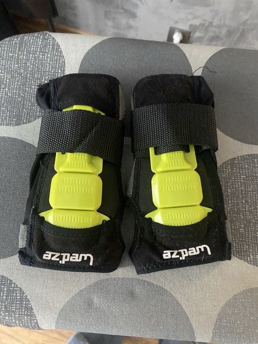ochraniacze na nadgarstki snowbord wedze