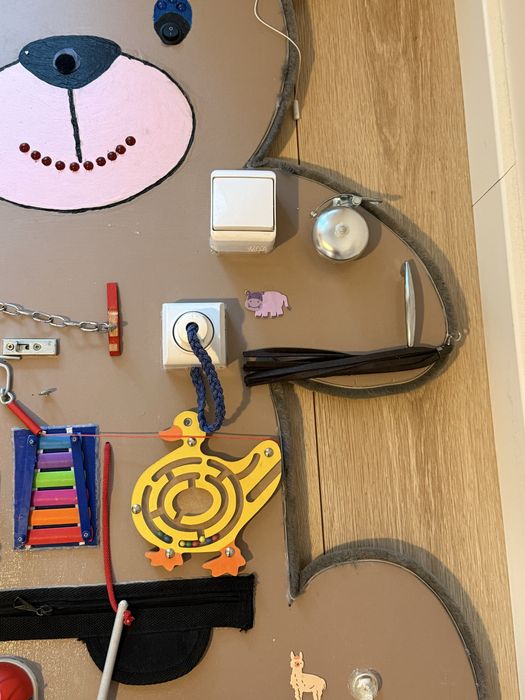 Tablica manipulacyjna XXL miś dużo elementow