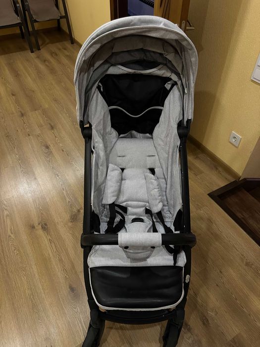 Продам дитячу візочок BabyHit Impulse (Light Grey) — в дуже доброму стані