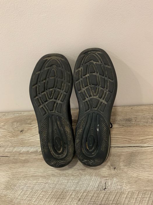 Кросівки Nike air max axis