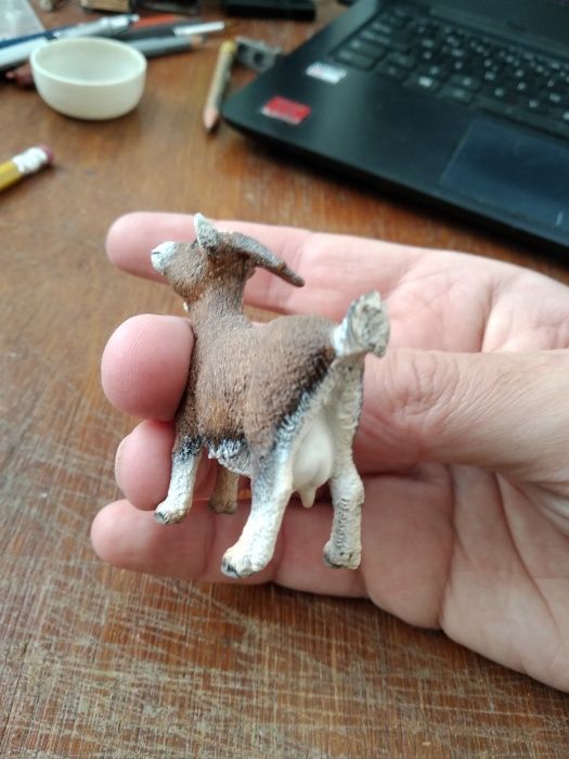 SCHLEICH Dwarf Goat Figure - Repaint