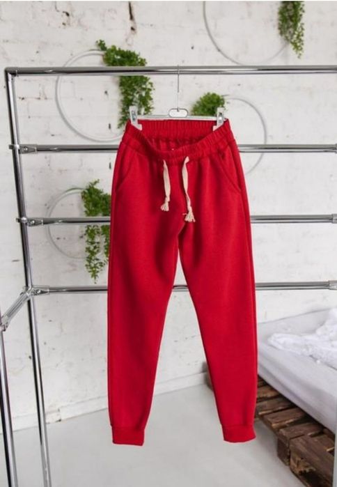 Нові штани джогери червоні xs на резинці трьохнитка зручні і комфортні