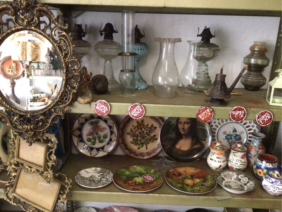 13 peças pratos e potes em ceramica portuguesa 8 pratos e 5 potes