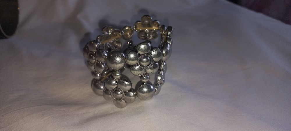 Pulseiras de bijuteria