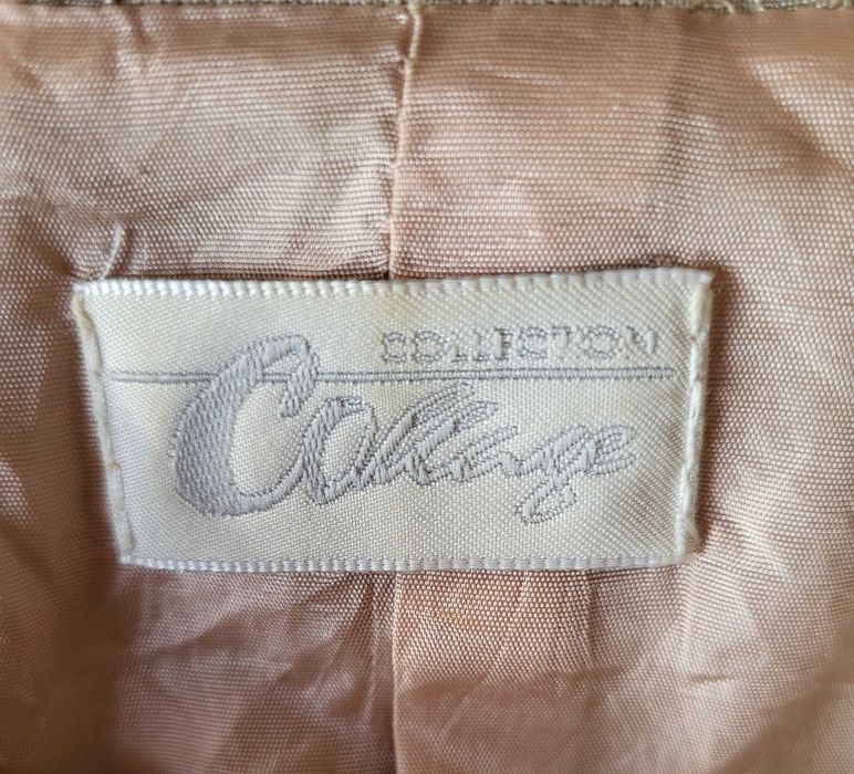 Beżowa damska garsonka