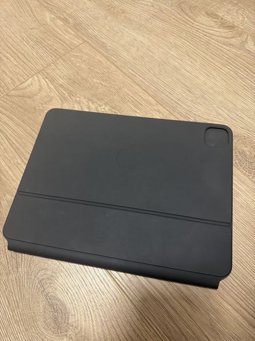 Чехол-клавиатура Magic Keyboard Apple for iPad