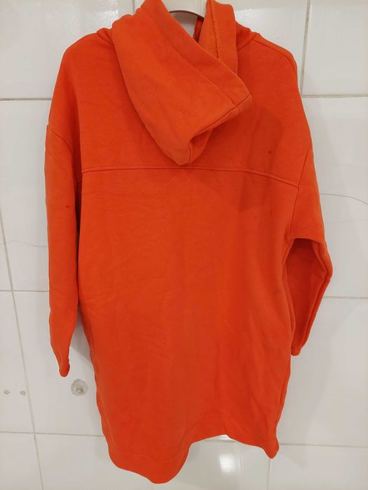 Vestido de malha côr de laranja