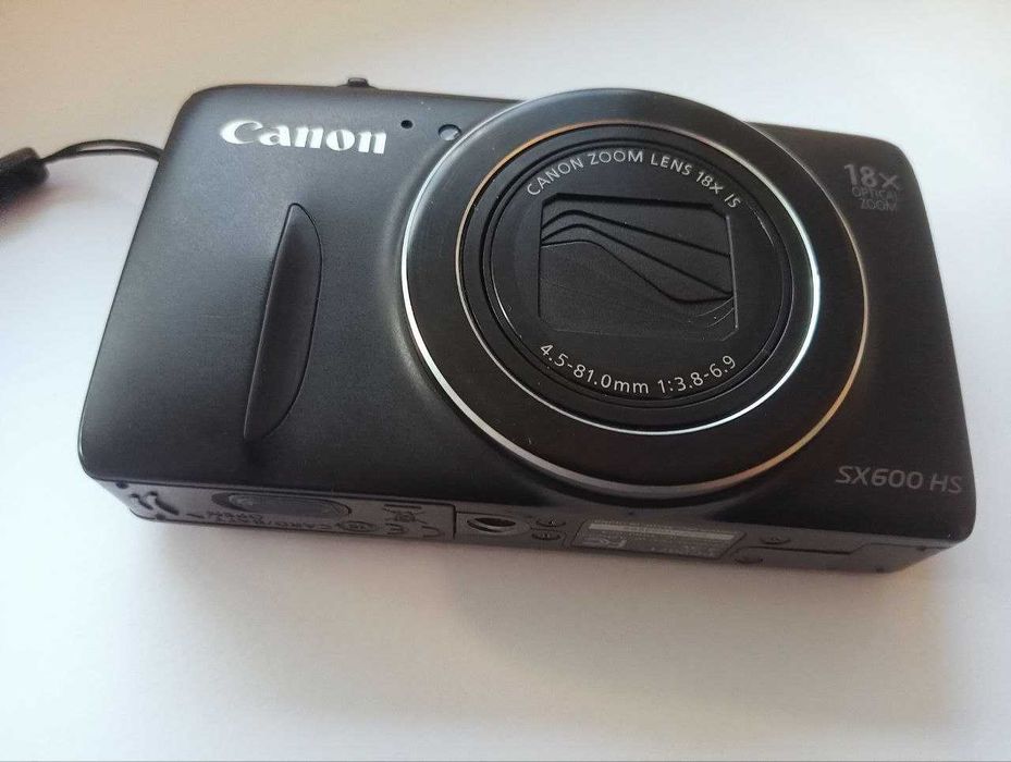 Canon SX600 HS WiFi NFC, 18x zoom, PC2071