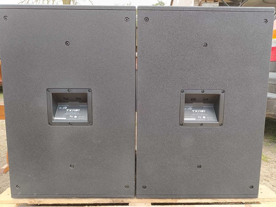 Zestaw EV TX1181+Dynacord D15-3+InterM LS3000