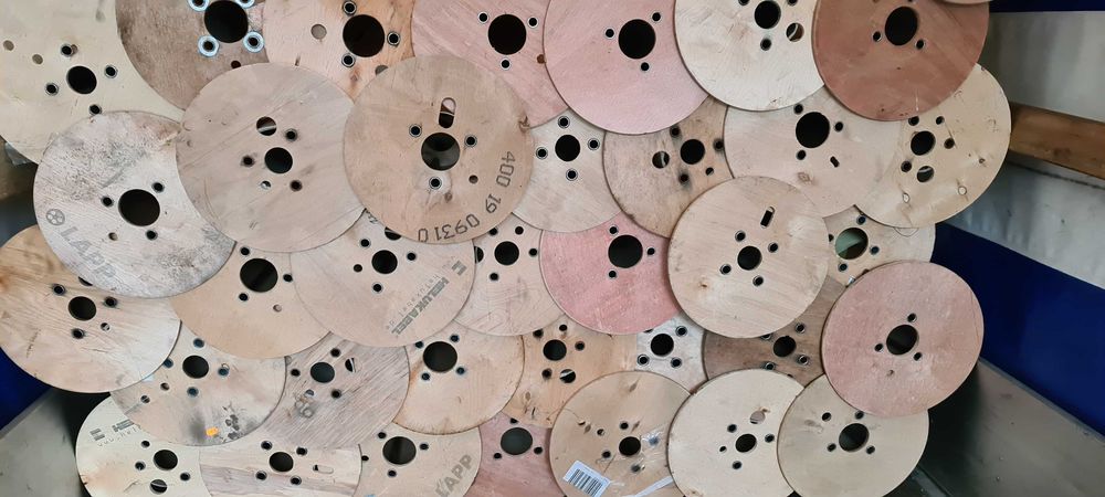 SZPULE sklejkowe po kablach bębny na kable rolki SZPULA DUŻE ILOŚCI