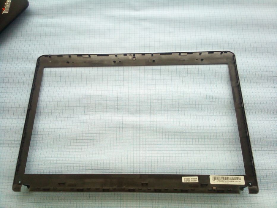 Рамка Lenovo ThinkPad E531 AP0SK000F00