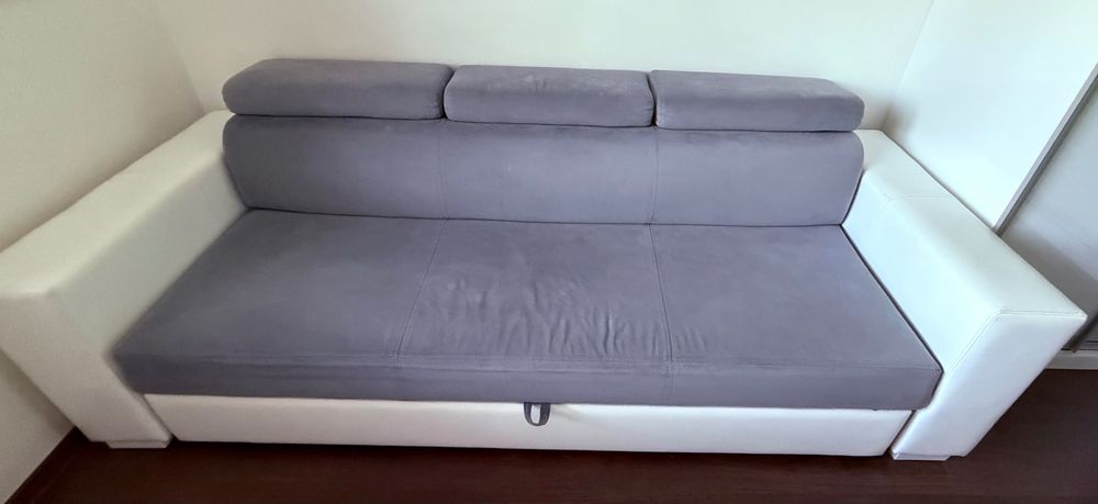Kanapa sofa rozkładana szara z funkcją spania o wym. 130x195 cm (+ skórzane boki) materiał plamoodporny Casablanca