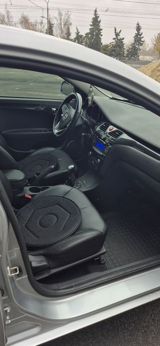 JAC J5 30тис пробега  в новом состоянии!